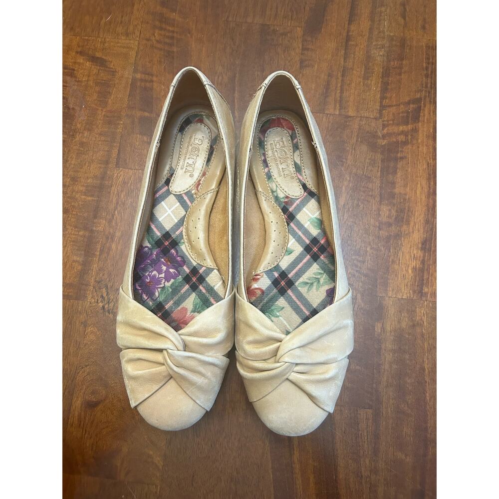 Born Women’s tan leather slip on flats, Sz 8.5m - Picture 11 of 13